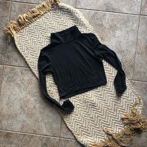 Black mock neck top size s